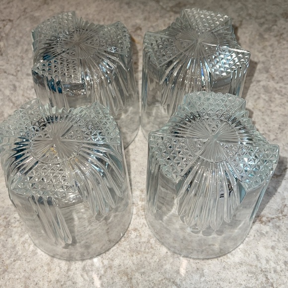 Other - 4 Low Ball Whiskey Scotch Glass Set clear decorative etched